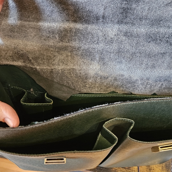 LV TAIGA BREIFCASE - Picture 8 of 9